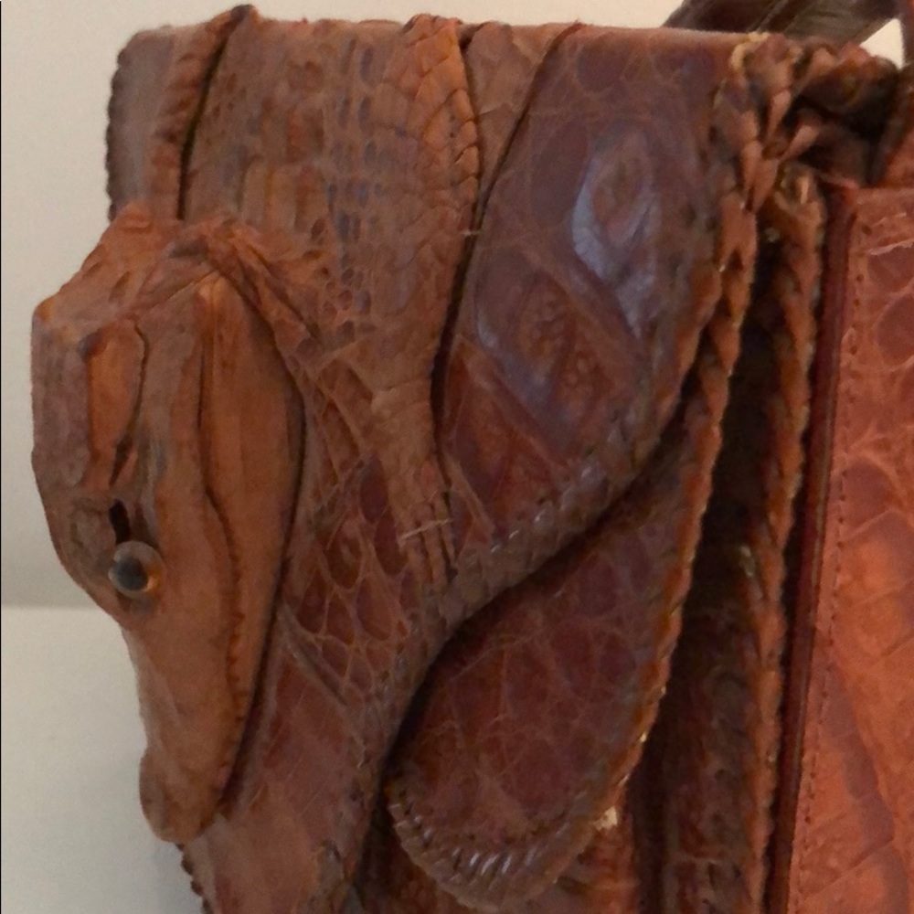 VINTAGE AUTHENTIC ALLIGATOR BAG - Picture 2 of 8